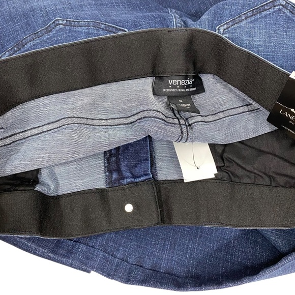 Venezia Womens Jeans Size 16 Mid-Rise Straight Dark Blue Stretch No Gap Waist - Picture 4 of 10